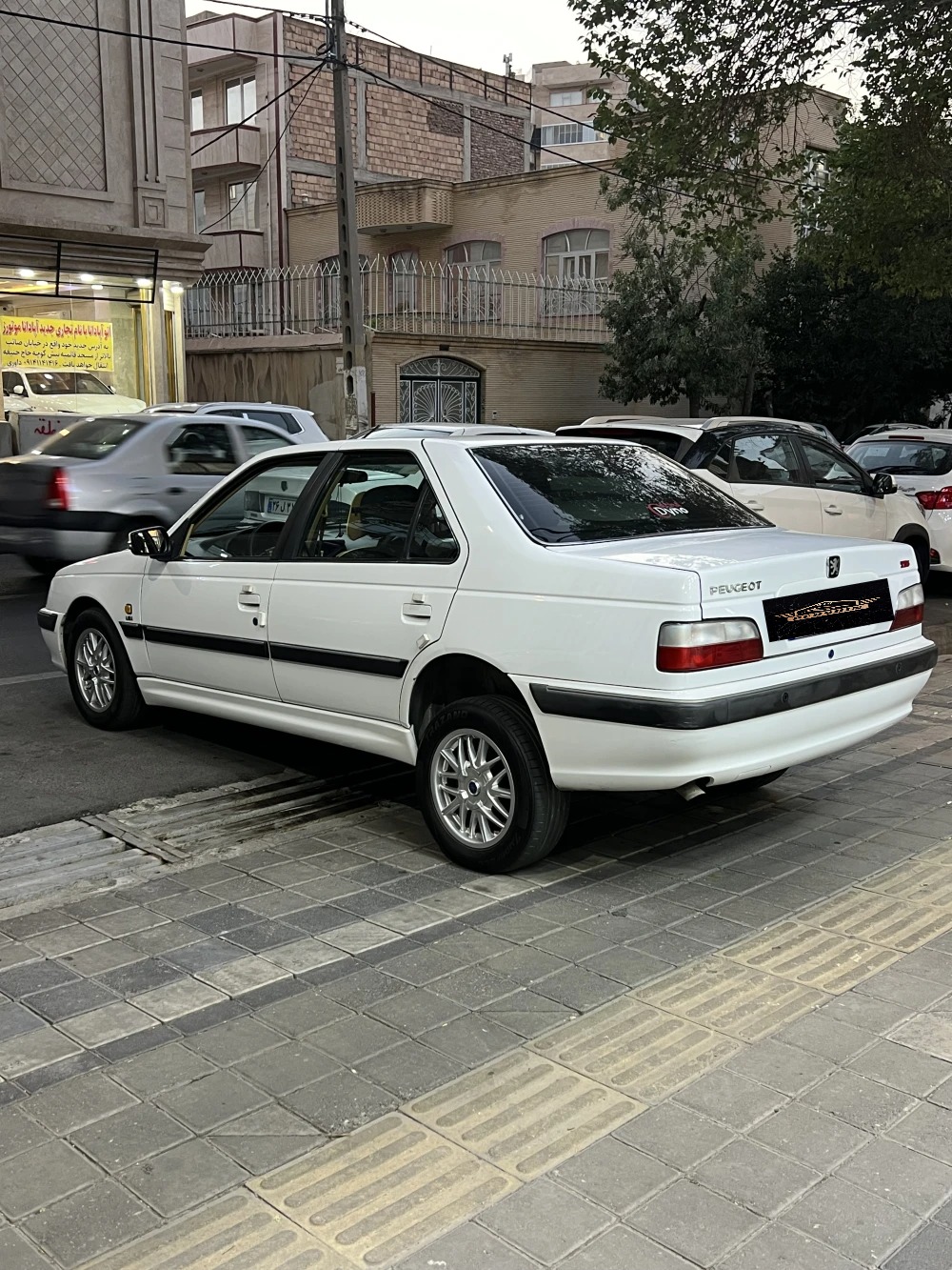 پژو پارس Tu5 مدل ۹۹ - سمت چپ