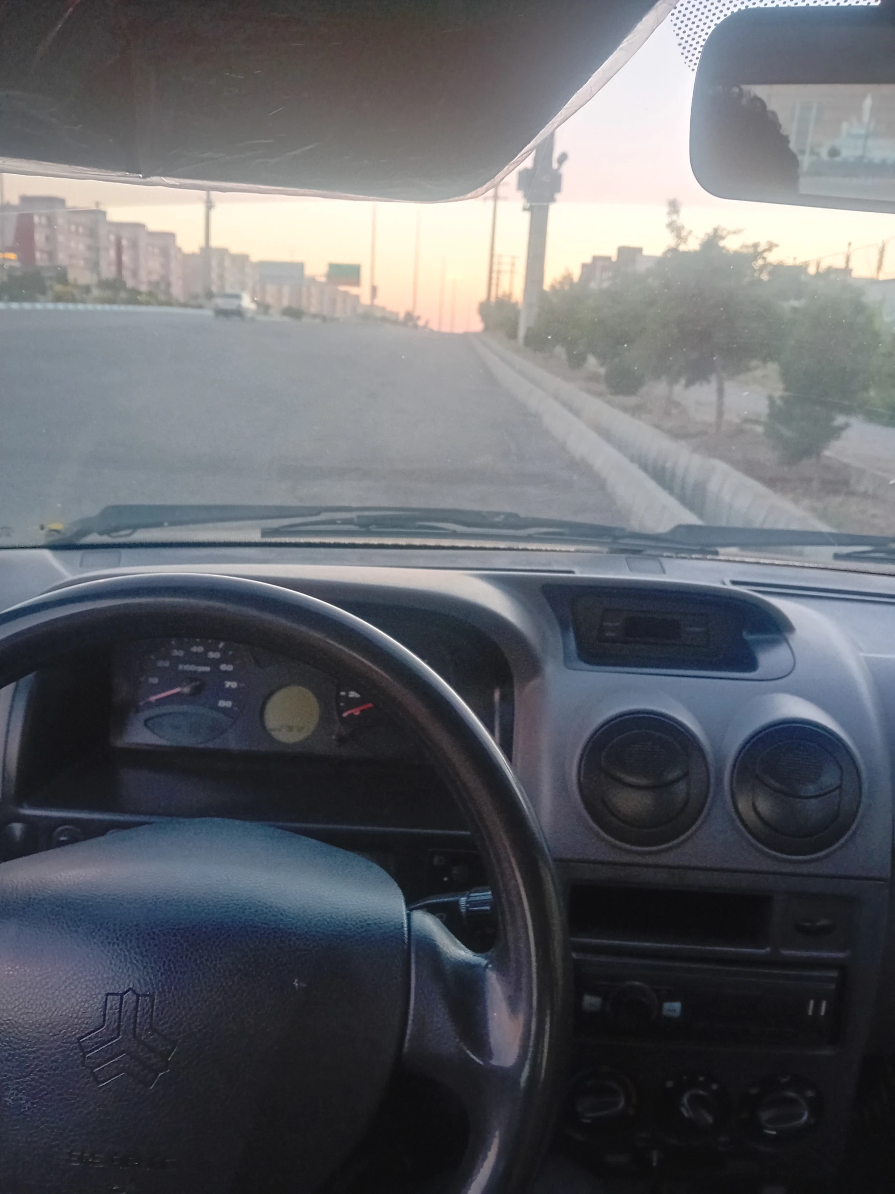 پراید۱۳۱ مدل۹۲ - عقب
