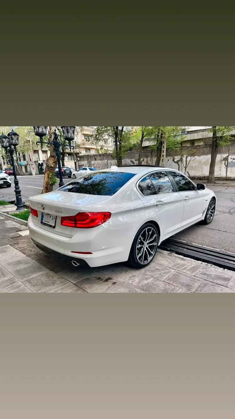 بي ام وي - جلو