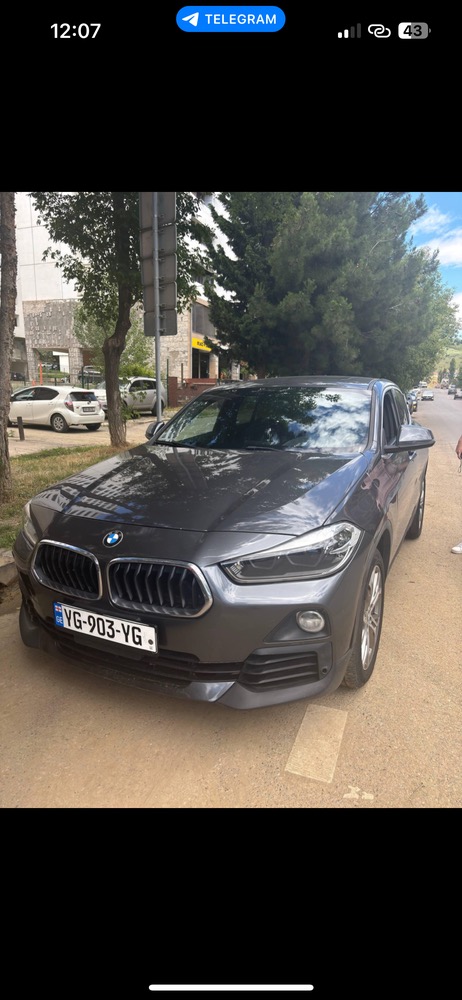 بی ام‌و x2
